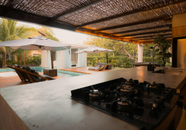 Dry pool bar poolside bar