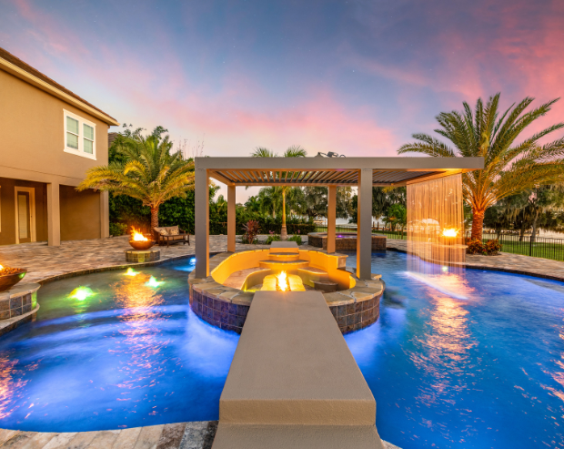 Orlando Pool builders finished product including pool bar