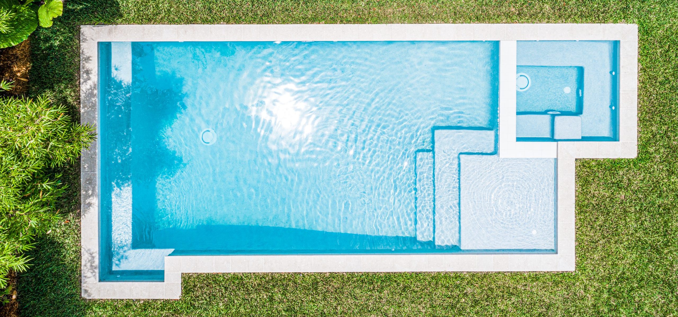 Geometric Modern Pool in backayard