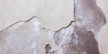 Cracked and missing spackle