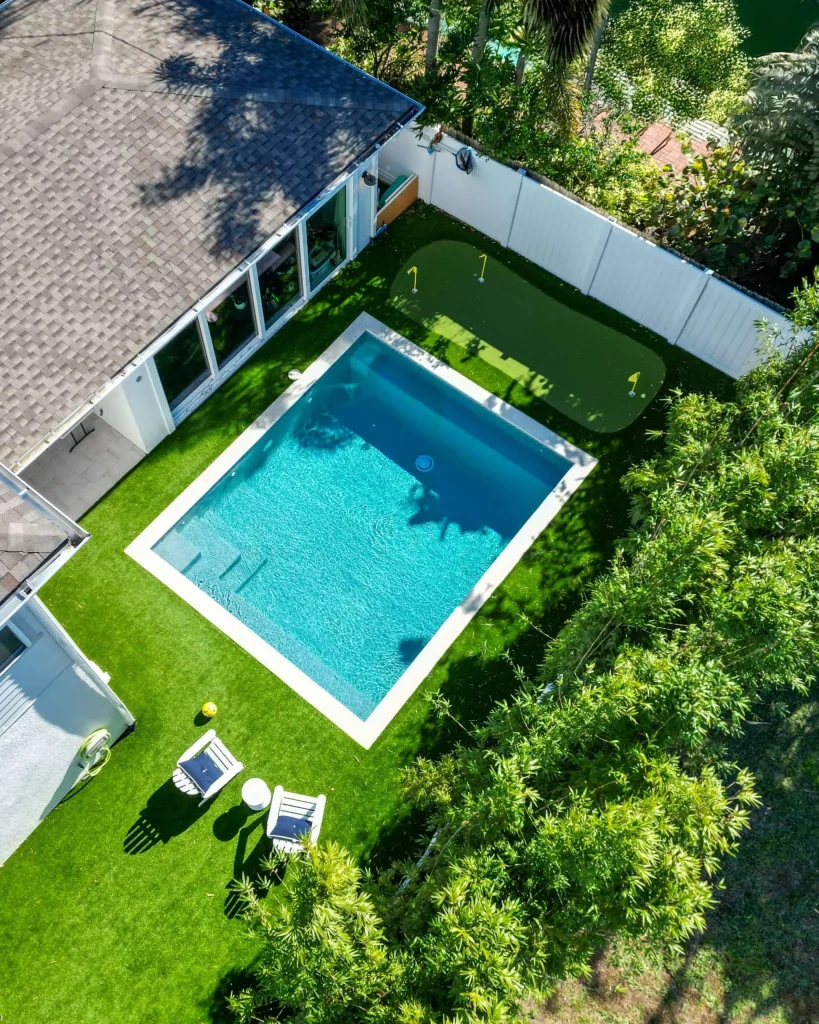 Pool design in backyard without mistakes